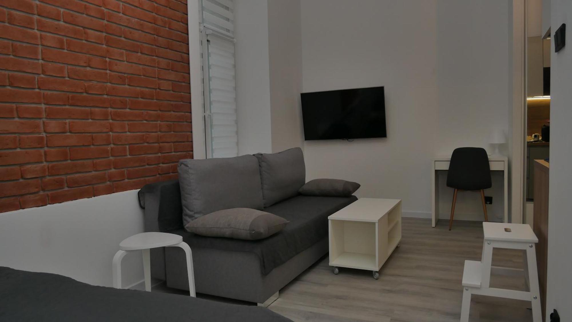 White Centre Apartment
